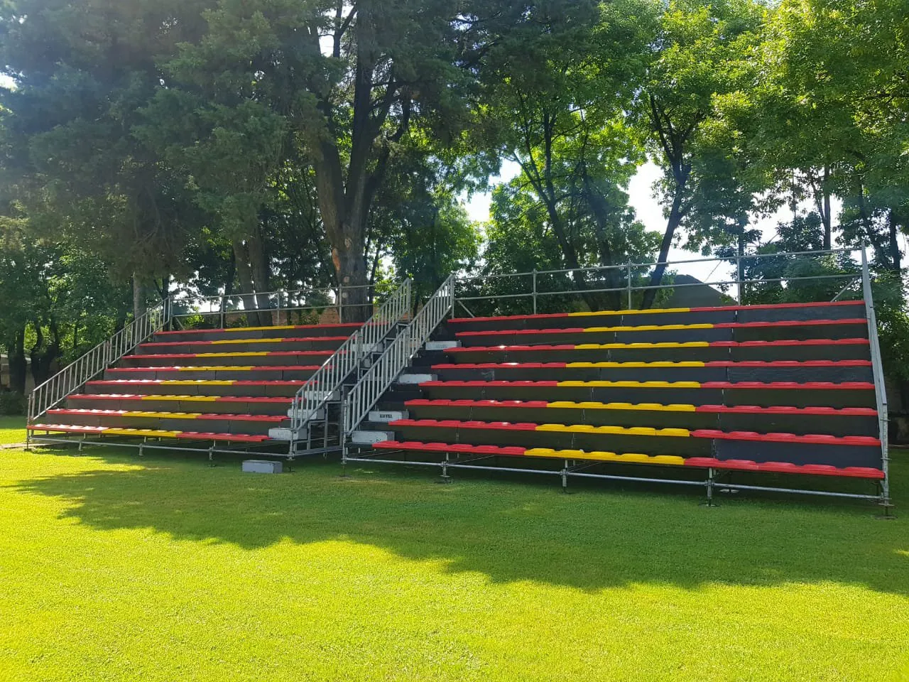Alquiler de tribunas para eventos — Eiffel Eventos Argentina